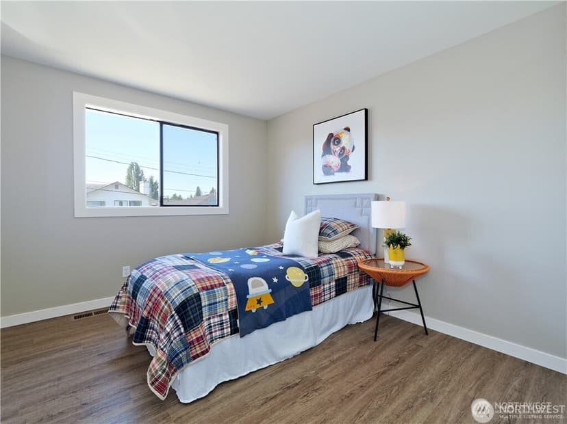 Property photo for 6750 28th Avenue S, Seattle photo 10