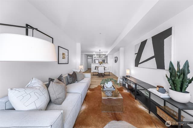 Property photo for 1909 10th Avenue W #203, Seattle photo 3