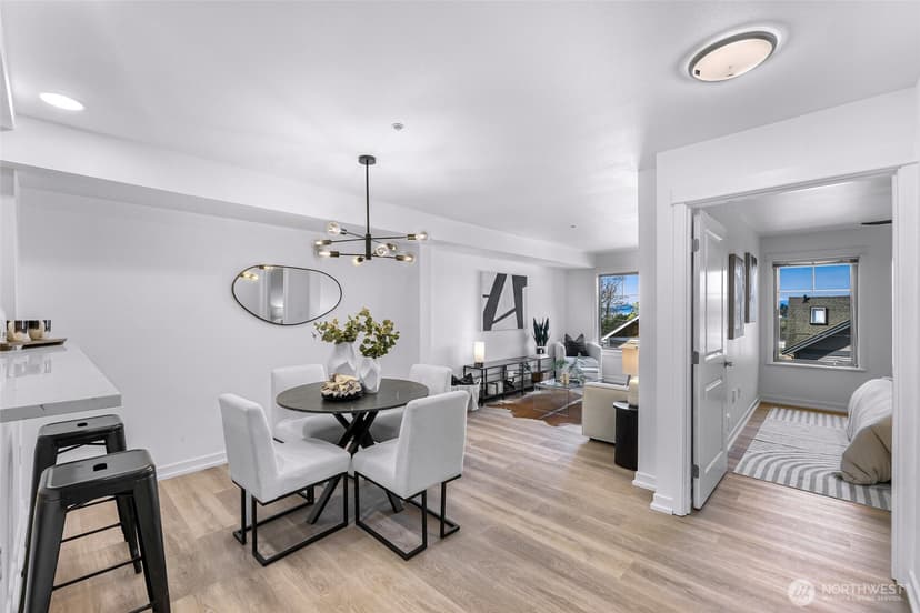 Property photo for 1909 10th Avenue W #203, Seattle photo 8
