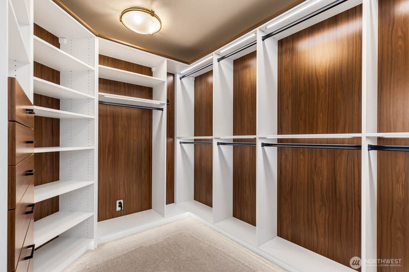 Property photo for 18206 NW Montreux Drive, Issaquah photo 16