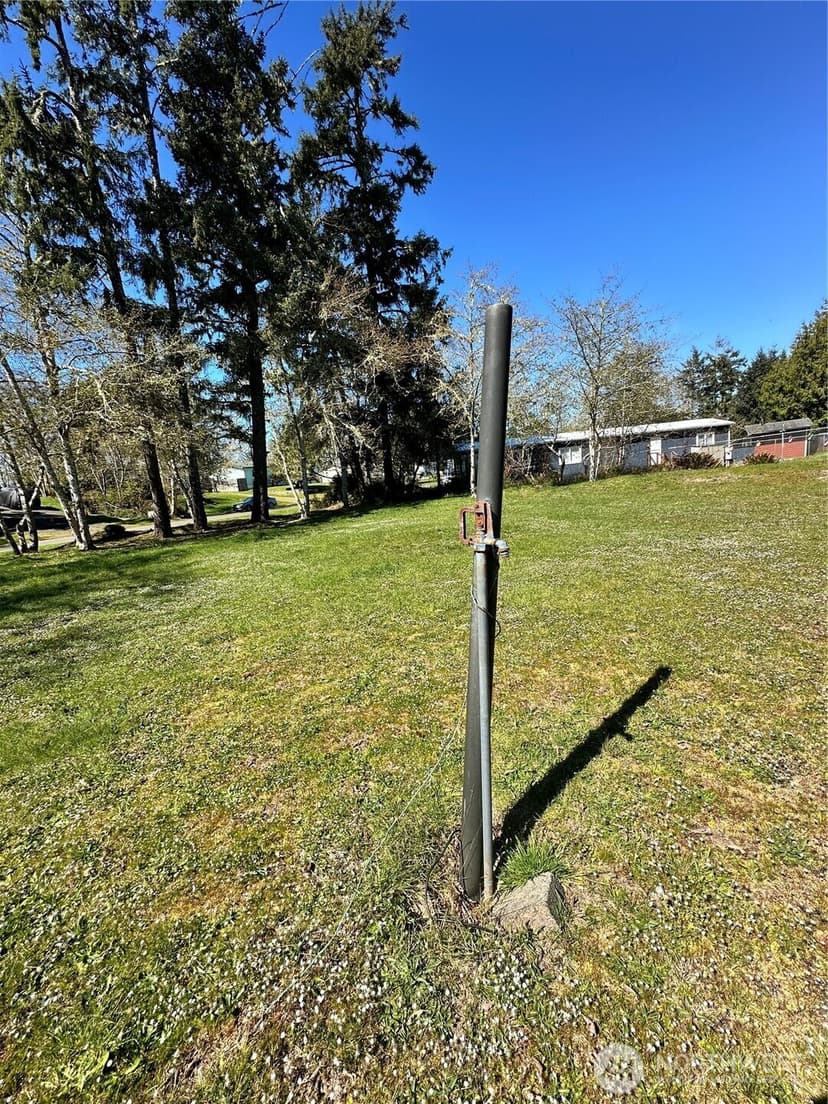 Property photo for 732 Edgewood Avenue NE, Ocean Shores photo 11