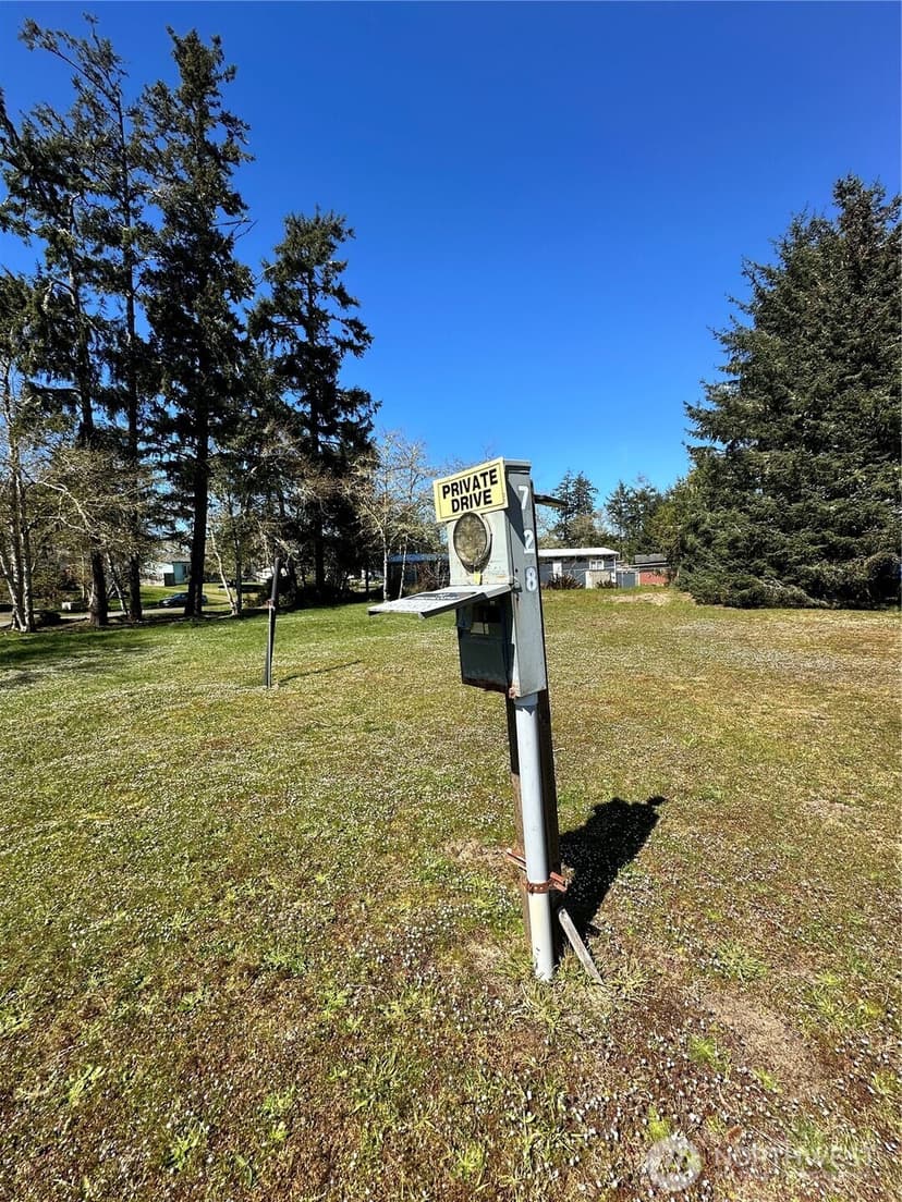 Property photo for 732 Edgewood Avenue NE, Ocean Shores photo 10