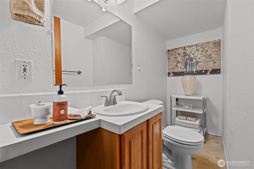 Property photo for 1767 N Bridgeview Drive, Tacoma photo 34
