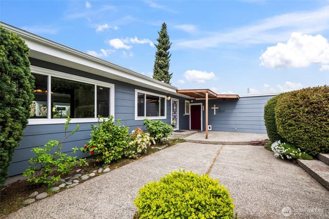 Property photo for 1767 N Bridgeview Drive, Tacoma photo 4