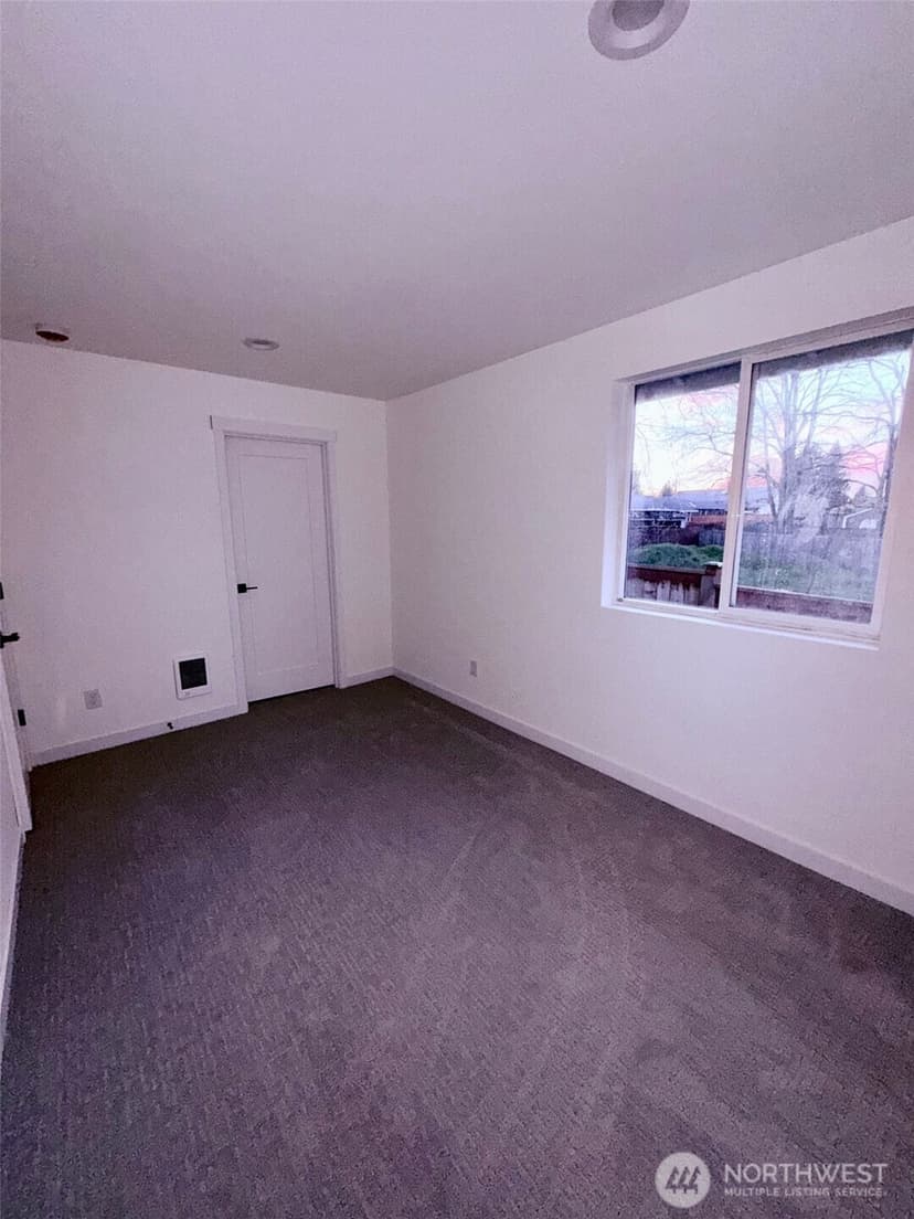 Property photo for 2508 58th Avenue NE, Tacoma photo 10