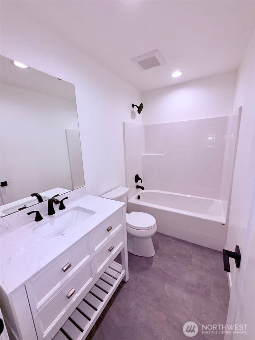 Property photo for 2508 58th Avenue NE, Tacoma photo 12