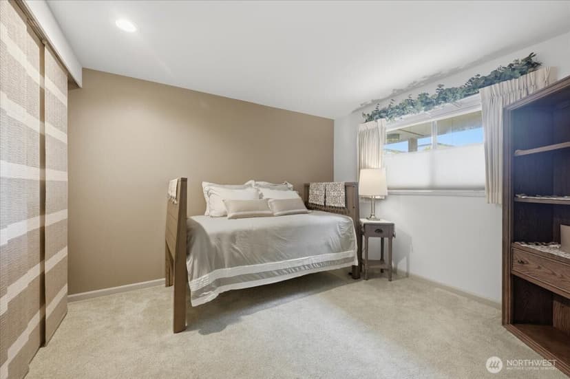 Property photo for 601 S 227th Street #202S, Des Moines photo 23