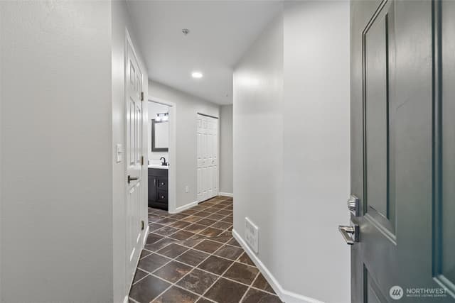 Property photo for 6929 NE 170th Street #8, Kenmore photo 4