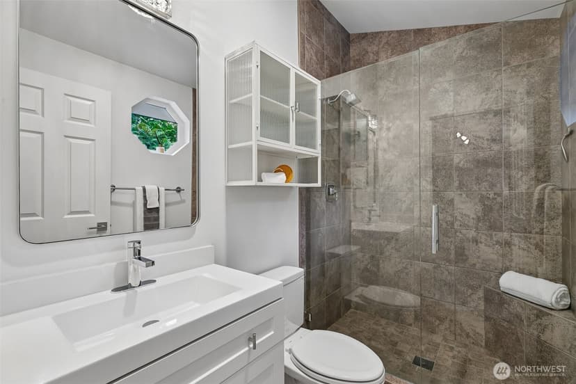 Property photo for 6929 NE 170th Street #8, Kenmore photo 26
