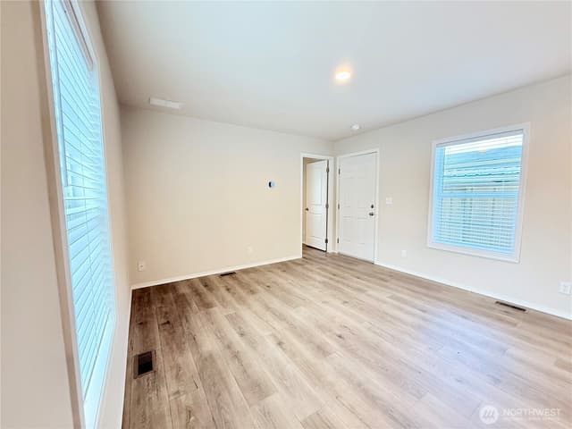 Property photo for 2322 Tacoma Road E #11, Puyallup photo 5