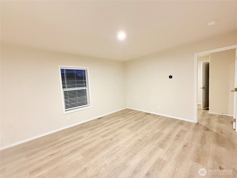 Property photo for 2322 Tacoma Road E #11, Puyallup photo 6