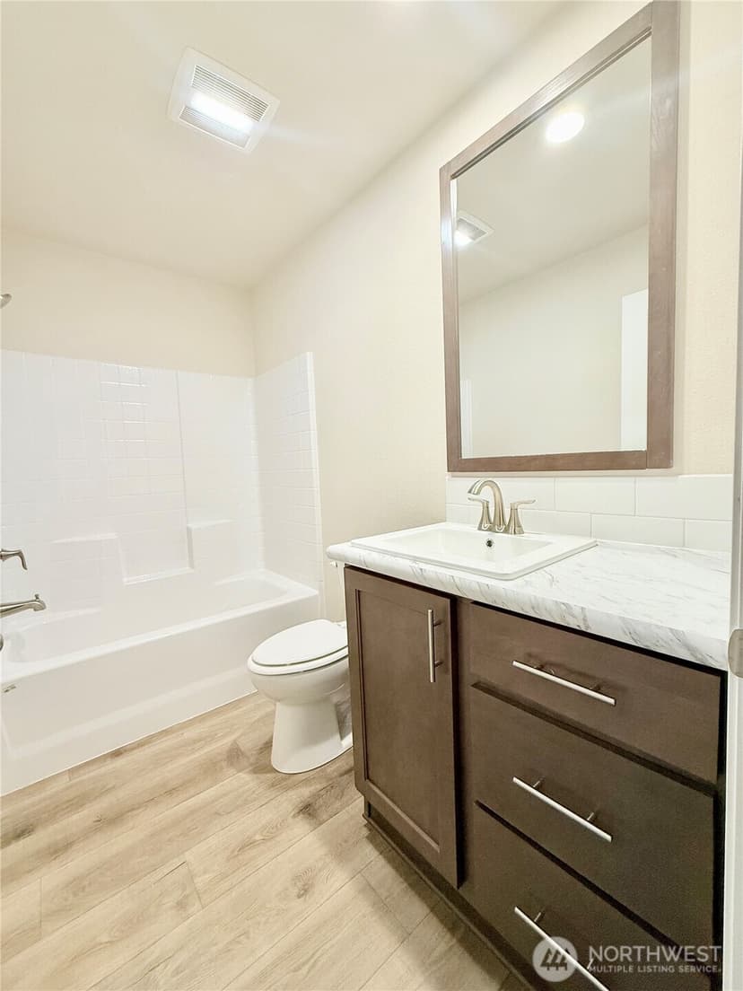 Property photo for 2322 Tacoma Road E #11, Puyallup photo 9