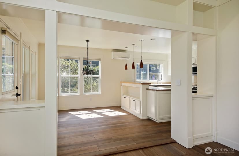 Property photo for 1074 Village Loop, Langley photo 19