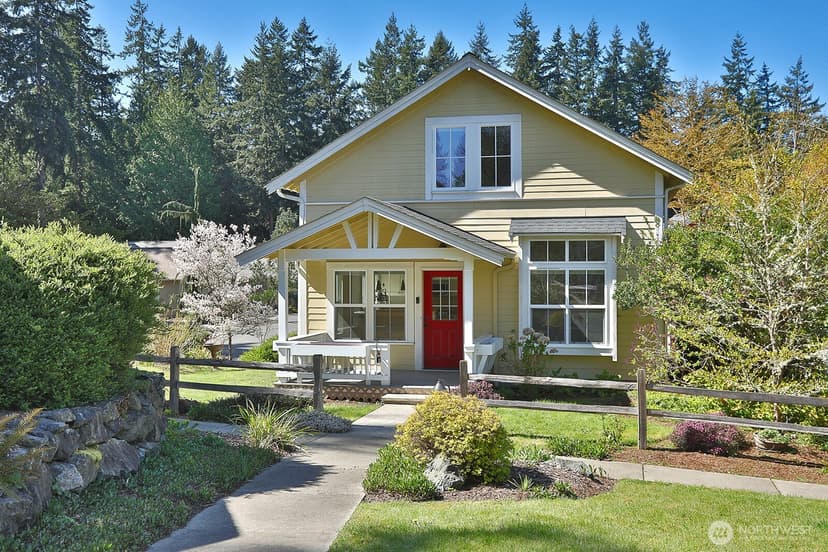 Property photo for 1074 Village Loop, Langley