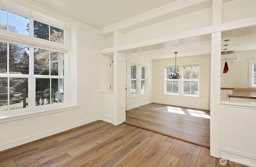 Property photo for 1074 Village Loop, Langley photo 18