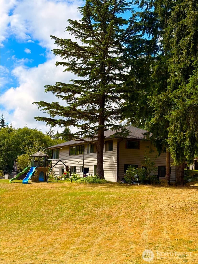Property photo for 12504 SW 232nd St, Vashon photo 2
