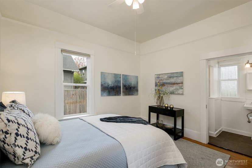 Property photo for 6122 8th Avenue NW, Seattle photo 12