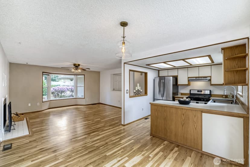 Property photo for 11428 26th Drive SE, Everett photo 8