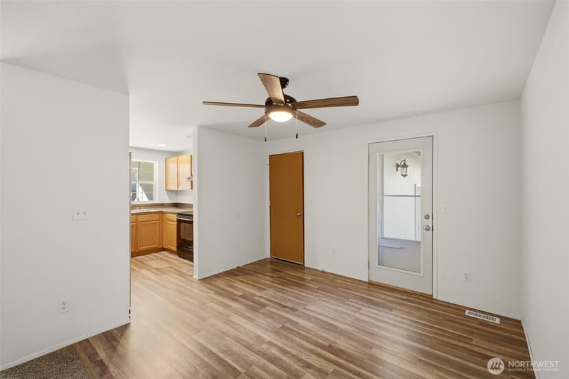 Property photo for 13405 105th Avenue NW, Gig Harbor photo 6