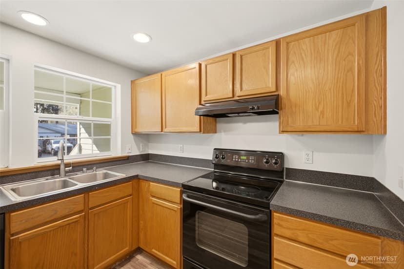 Property photo for 13405 105th Avenue NW, Gig Harbor photo 11