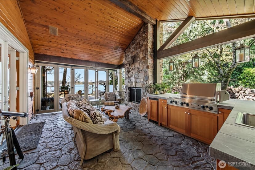 Property photo for 21102 Snag Island Drive E, Lake Tapps photo 33