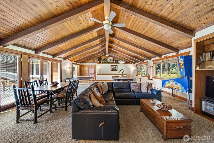 Property photo for 21102 Snag Island Drive E, Lake Tapps photo 30
