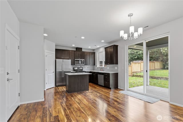 Property photo for 2906 S 135th Street, Tukwila photo 3