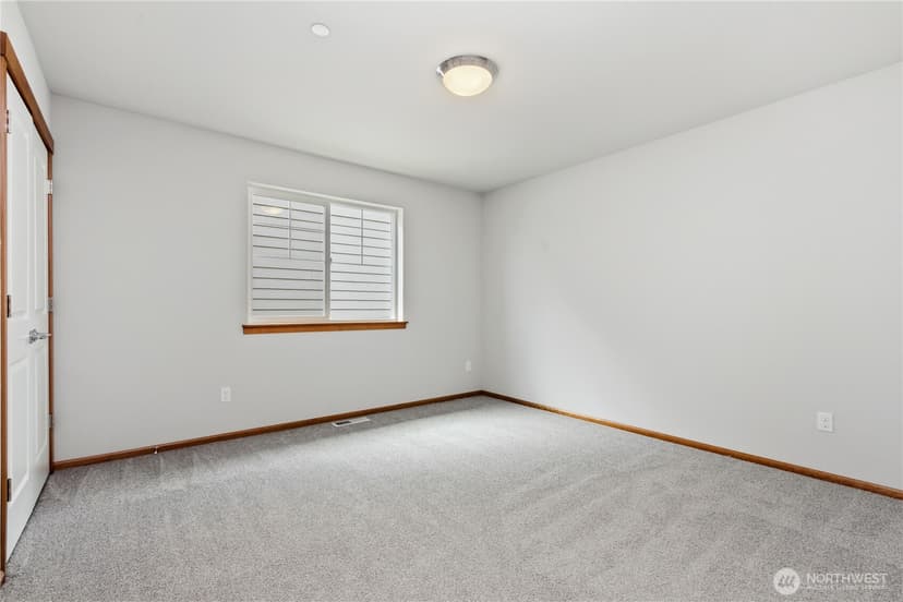 Property photo for 2906 S 135th Street, Tukwila photo 19