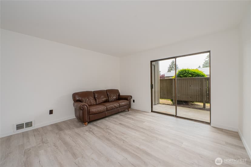 Property photo for 1505 N Visscher Street #P105, Tacoma photo 4