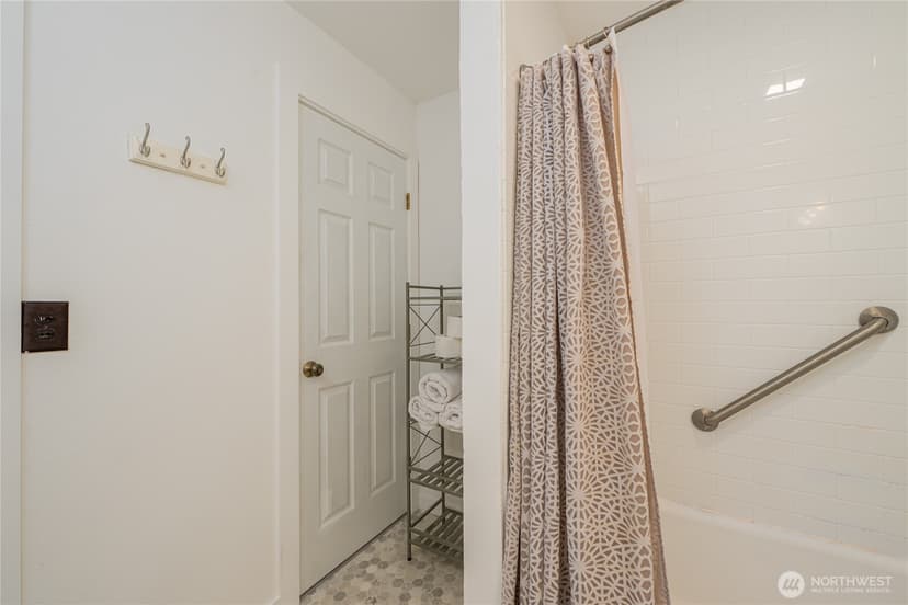 Property photo for 1505 N Visscher Street #P105, Tacoma photo 13