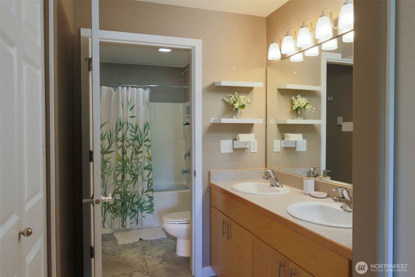 Property photo for 262 Oyhut Bay Boulevard SW #305, Ocean Shores photo 10