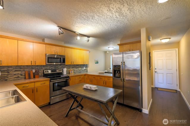Property photo for 262 Oyhut Bay Boulevard SW #305, Ocean Shores photo 2