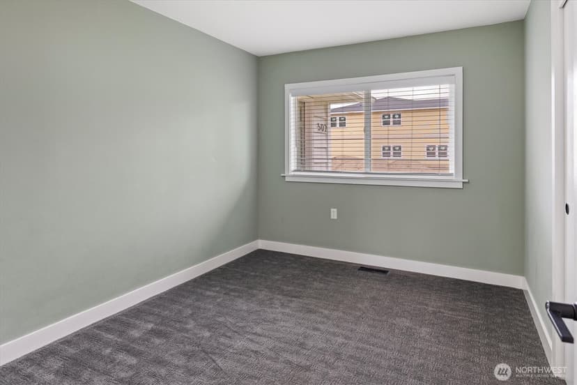 Property photo for 502 19th Street NW, Puyallup photo 20