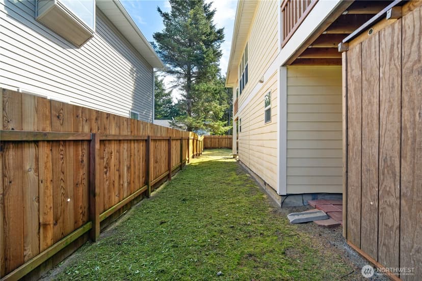 Property photo for 190 Ocean Shores Boulevard SW, Ocean Shores photo 26