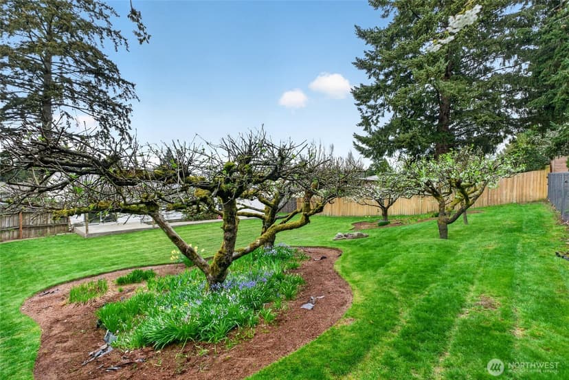Property photo for 2717 SW 328th Street, Federal Way photo 24