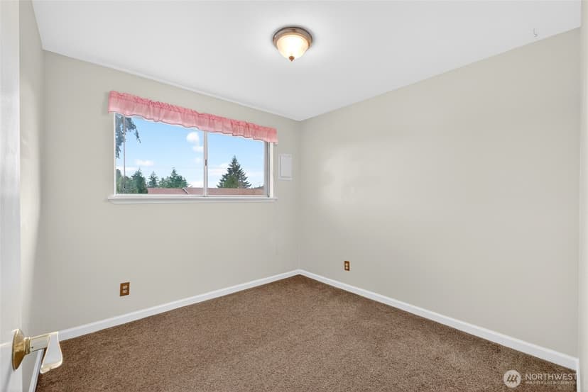 Property photo for 2717 SW 328th Street, Federal Way photo 14