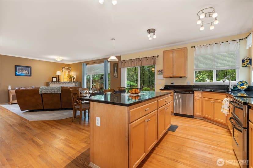 Property photo for 12328 58th Drive SE, Snohomish photo 18