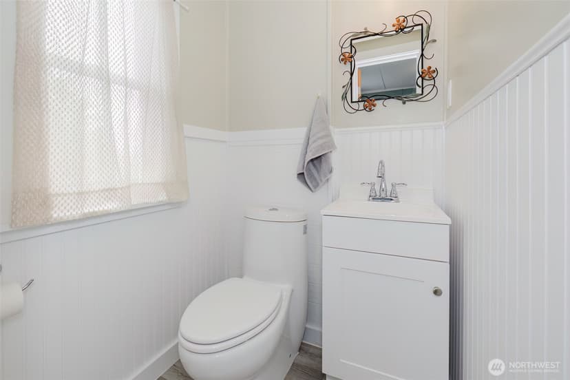Property photo for 1209 Pacific Avenue, Bremerton photo 16
