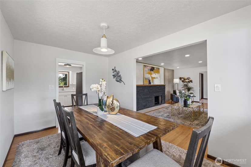 Property photo for 18832 1st Place SW, Normandy Park photo 8