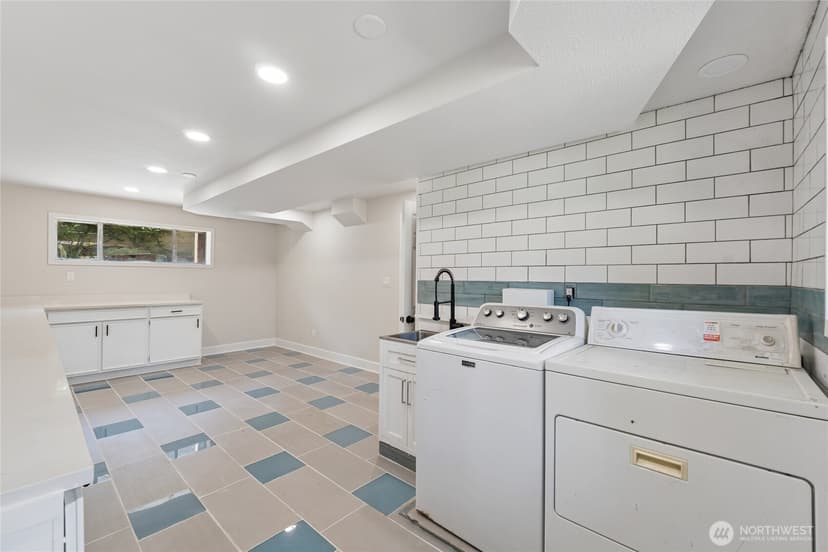 Property photo for 18832 1st Place SW, Normandy Park photo 35