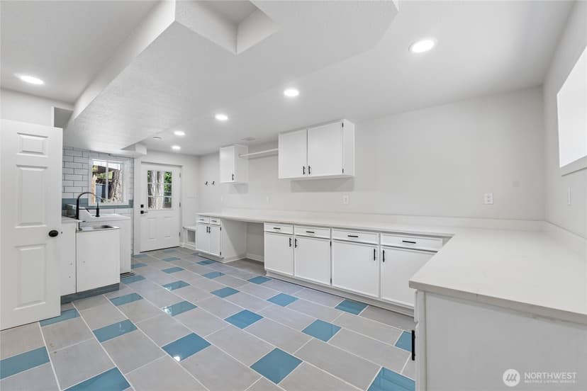 Property photo for 18832 1st Place SW, Normandy Park photo 34