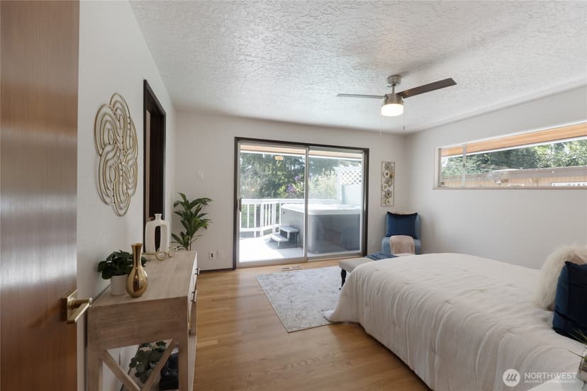 Property photo for 18832 1st Place SW, Normandy Park photo 17