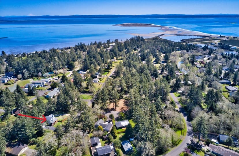 Property photo for 830 Discovery Avenue SE, Ocean Shores photo 28