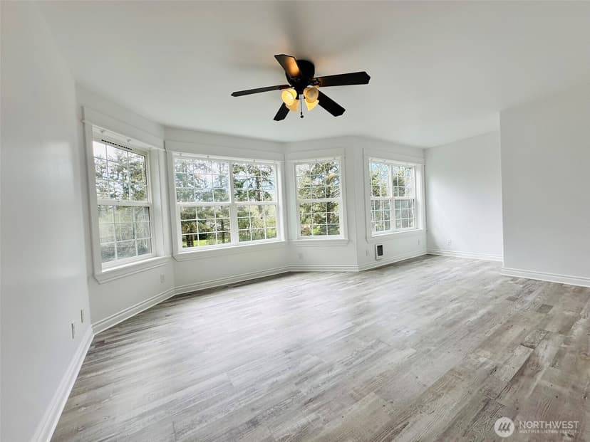 Property photo for 830 Discovery Avenue SE, Ocean Shores photo 21