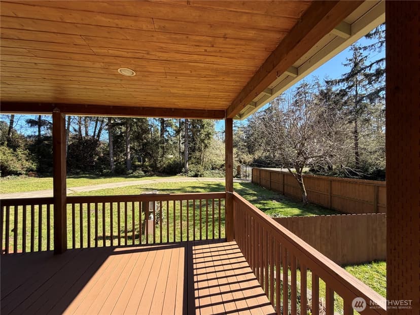 Property photo for 830 Discovery Avenue SE, Ocean Shores photo 33