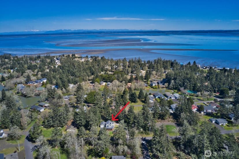 Property photo for 830 Discovery Avenue SE, Ocean Shores photo 27