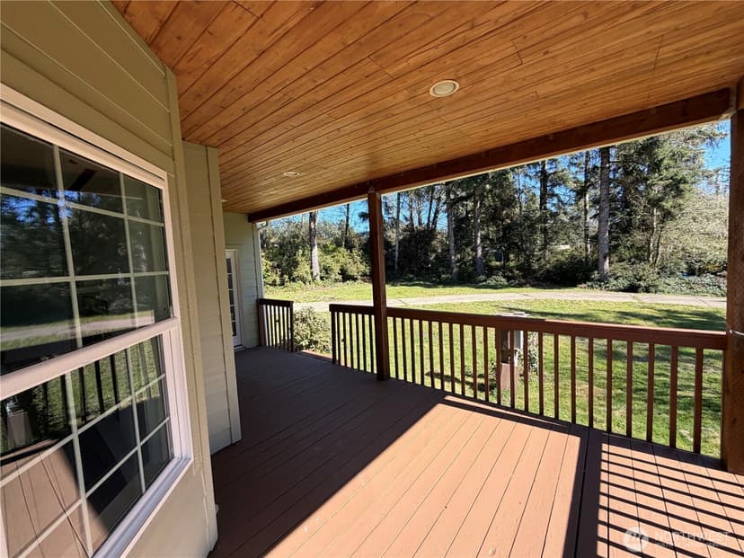 Property photo for 830 Discovery Avenue SE, Ocean Shores photo 32