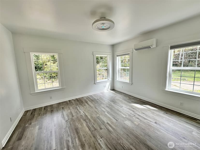 Property photo for 830 Discovery Avenue SE, Ocean Shores photo 16
