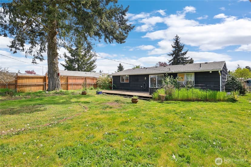 Property photo for 4501 Yew Lane SW, Lakewood photo 18