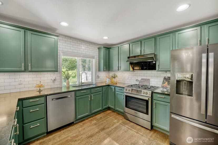 Property photo for 6551 17th Avenue SW, Seattle photo 14